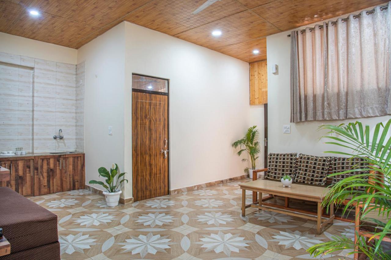 Valley View Apartments Kasauli Dış mekan fotoğraf